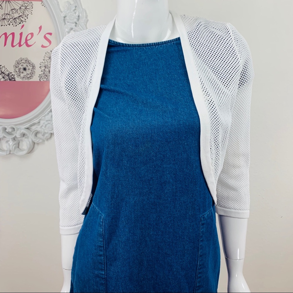 Calvin Klein / White Crochet Cropped Cardigan